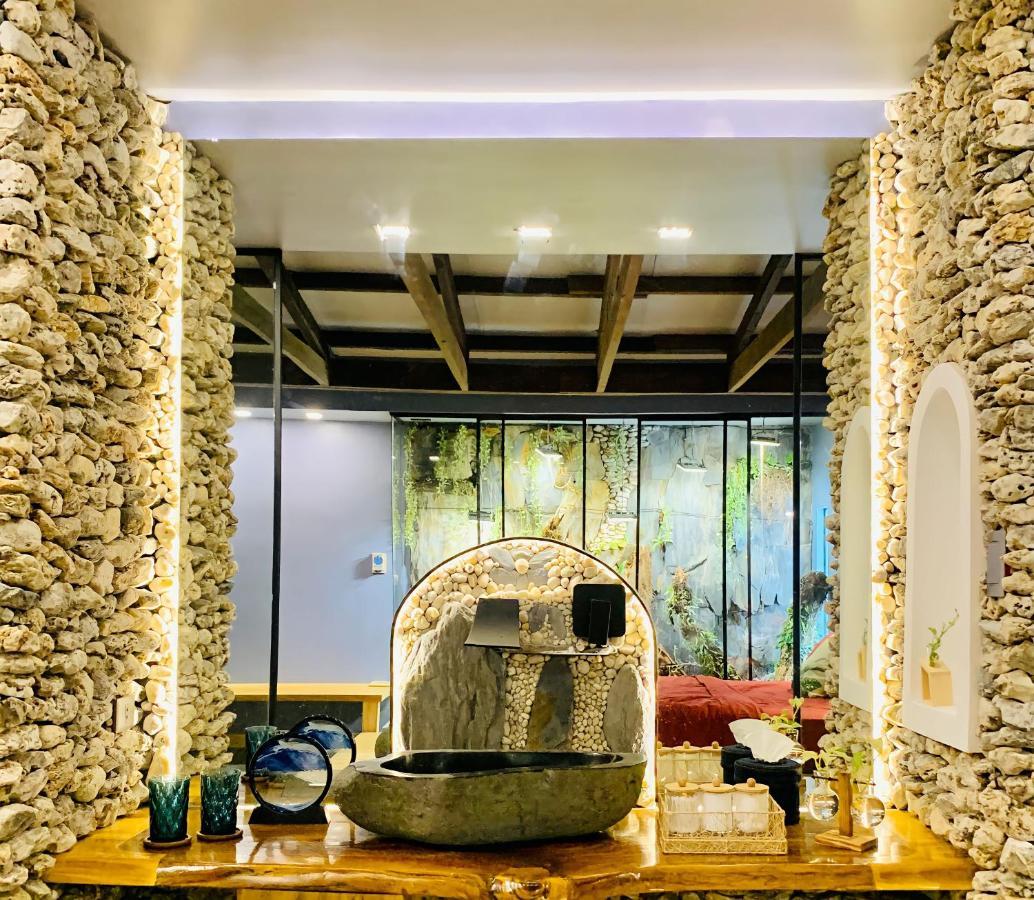 Rockinnest Hotel El Nido Exteriör bild