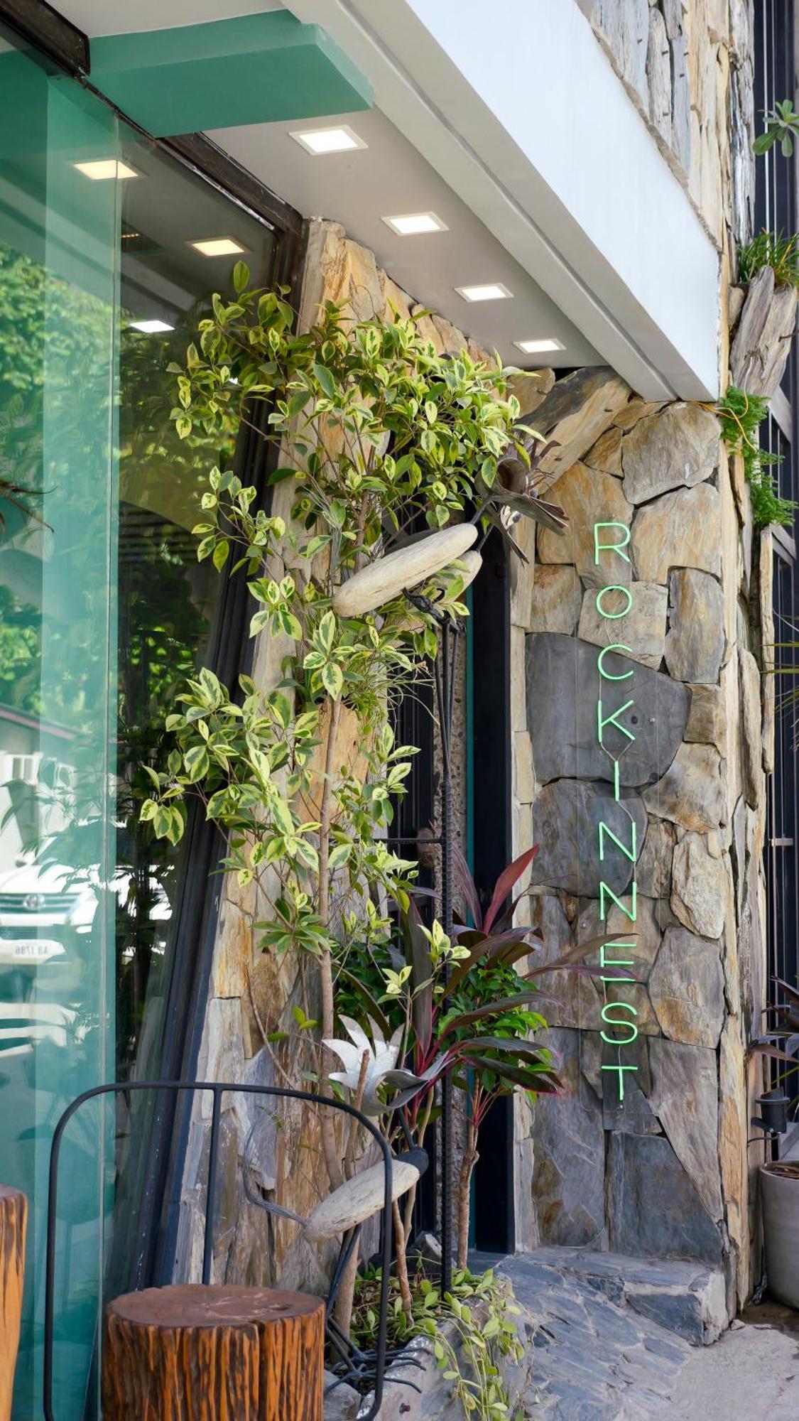 Rockinnest Hotel El Nido Exteriör bild